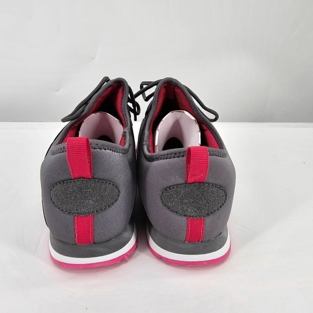 Dream Seek Gray & Fuchsia Logo-Accent Sneaker - Picture 9 of 10
